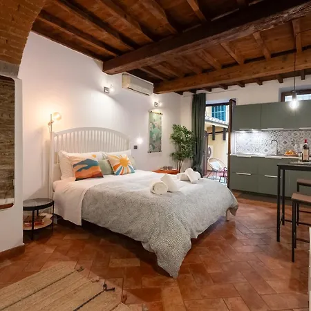 Keys Of Italy - San Frediano 38 - Monolocale Silenzioso In Oltrarno Apartment Florence Exterior photo